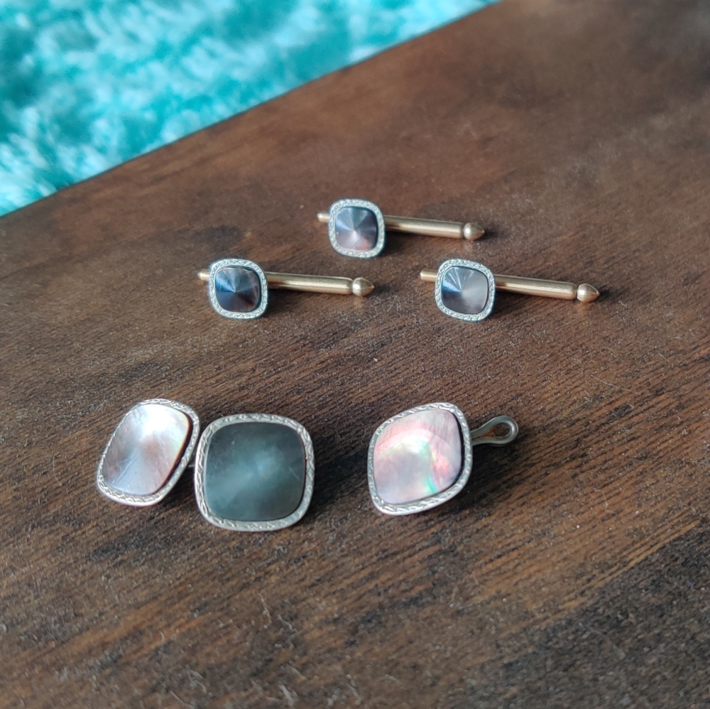 Swank Gold Plated Mother of Pearl Cufflinks & Studs